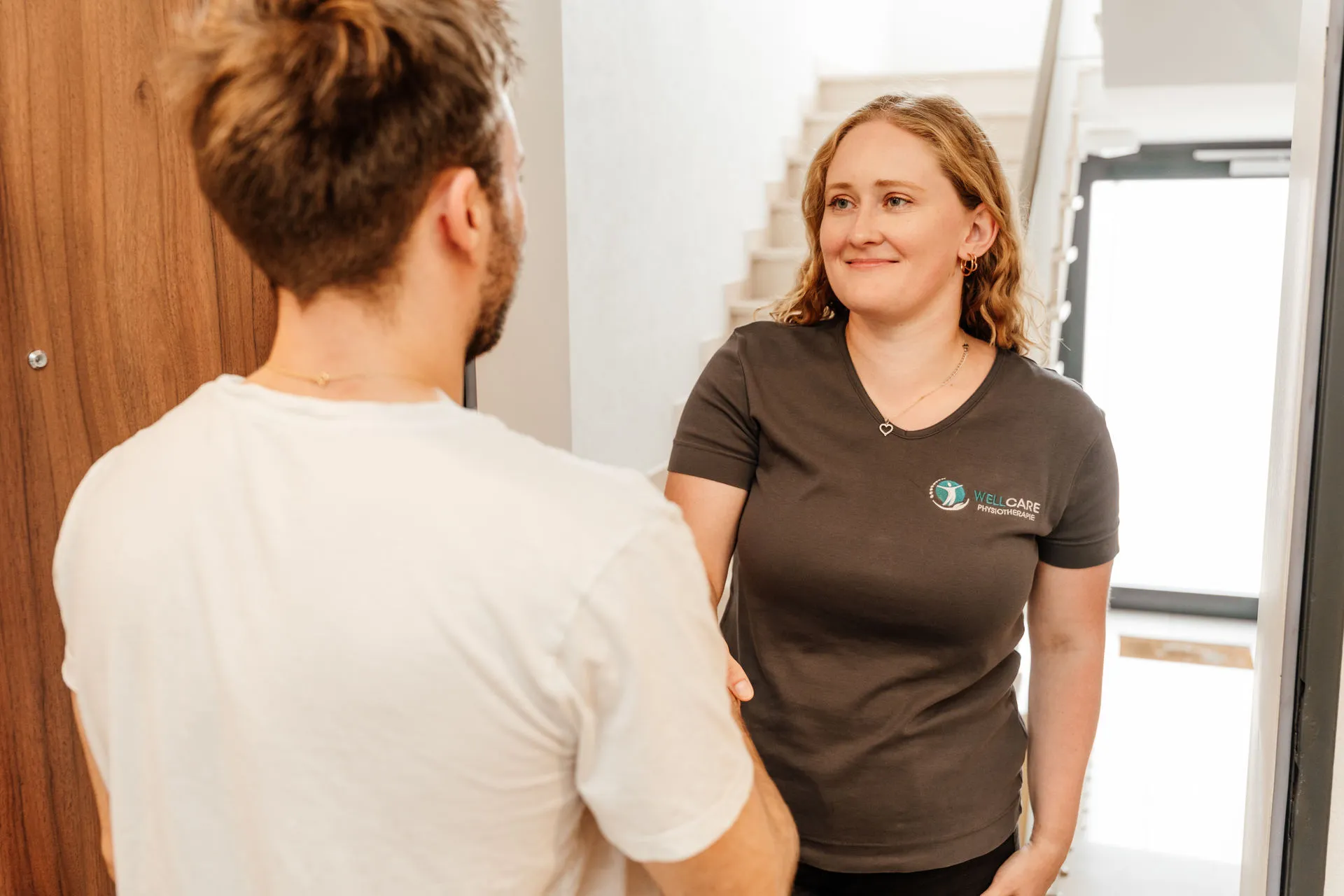 Nina Bollig macht einen Hausbesuch bei einer Patientin